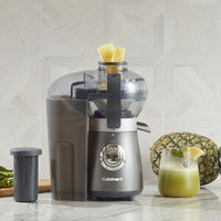 Cuisinart Compact Blender & Juice Extractor Combo: 450W, 16oz travel cup, metallic gray | BJC-550C