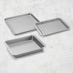 Cuisinart non-stick Bakeware Set for Toaster Oven: 3-pc (11.2" x 8.6" Baking Dish, 11.2&rdquo; x 10.7" Baking Pan &amp; 11.2" x 8.6" Broiler Pan with Rack), heavy gauge steel construction | AMB-TOB3PKC