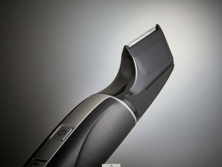Panasonic 3-in-1 shaver, trimmer, styler |ERGD50K| Auto-Voltage with Comb Attachment